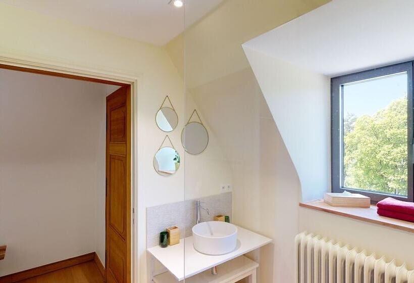 تختخواب و صبحانه Les Chambres De La Vaulx Renard