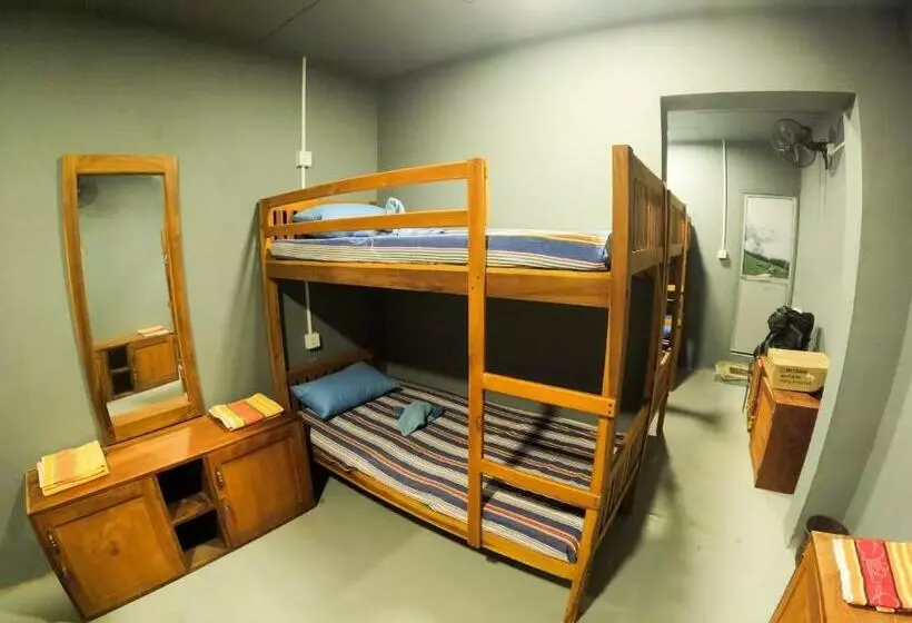 Hangten S Surf Skate Hostel