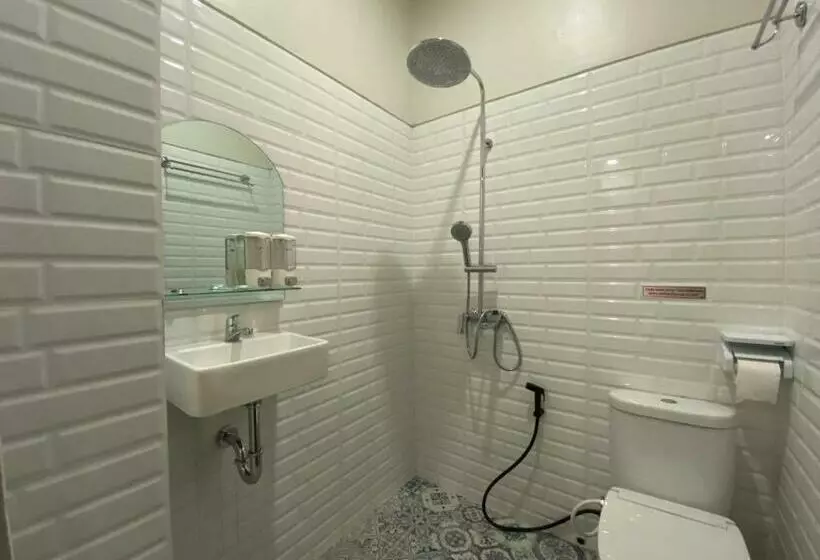 Hotel Lasnur Palace