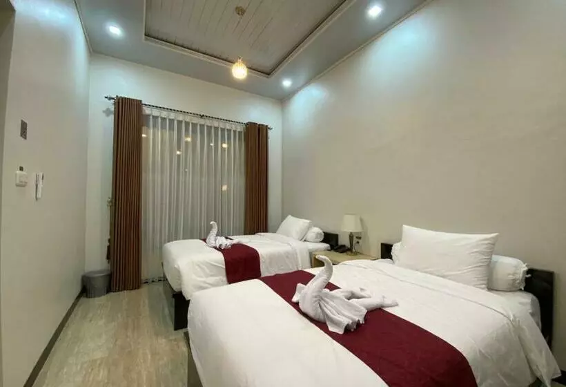 Hotel Lasnur Palace