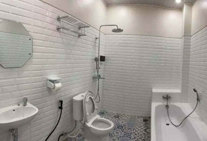Hotel Lasnur Palace