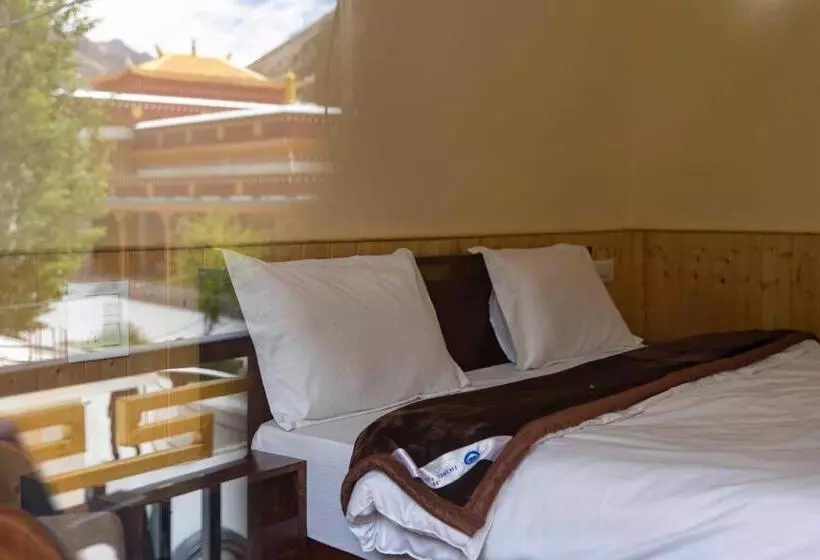 Hotelli Zamling Donkhang