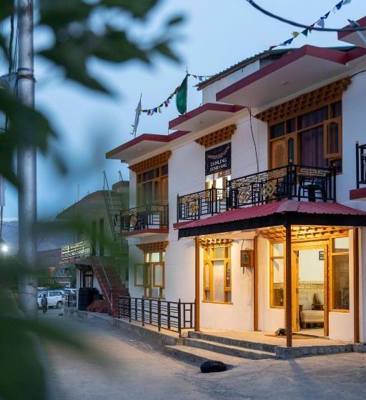 Hotel Zamling Donkhang