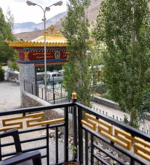 Hotelli Zamling Donkhang