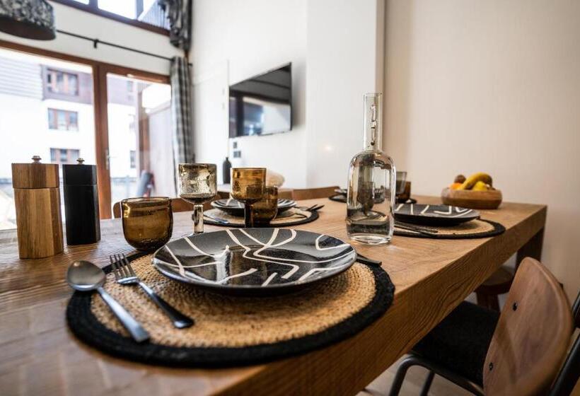 Roches Blanches By Daddy Pool Terresens