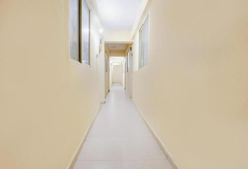 Spot On Hotel Shubham