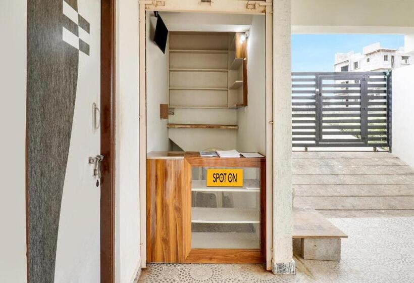 Spot On Hotel Shubham