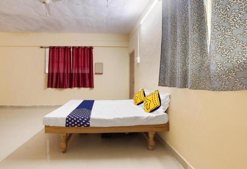 Spot On Hotel Shubham