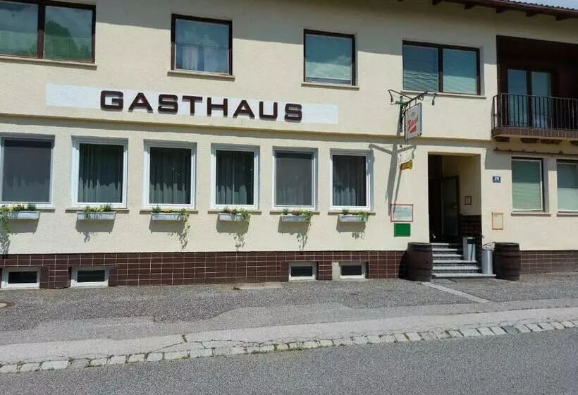 Retkeilymaja Gästehaus Franz