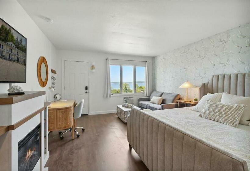 호스텔 Perfect Lake View Single King Private Fireplace