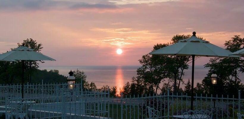 호스텔 Perfect Lake View Single King Private Fireplace