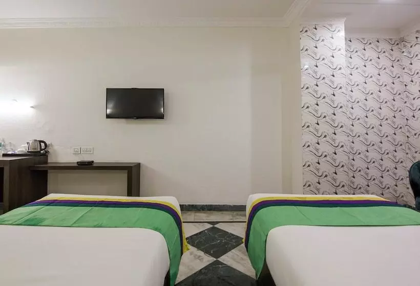 Hotel Treebo Trinetar International