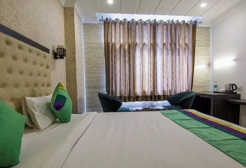 Hotel Treebo Trinetar International