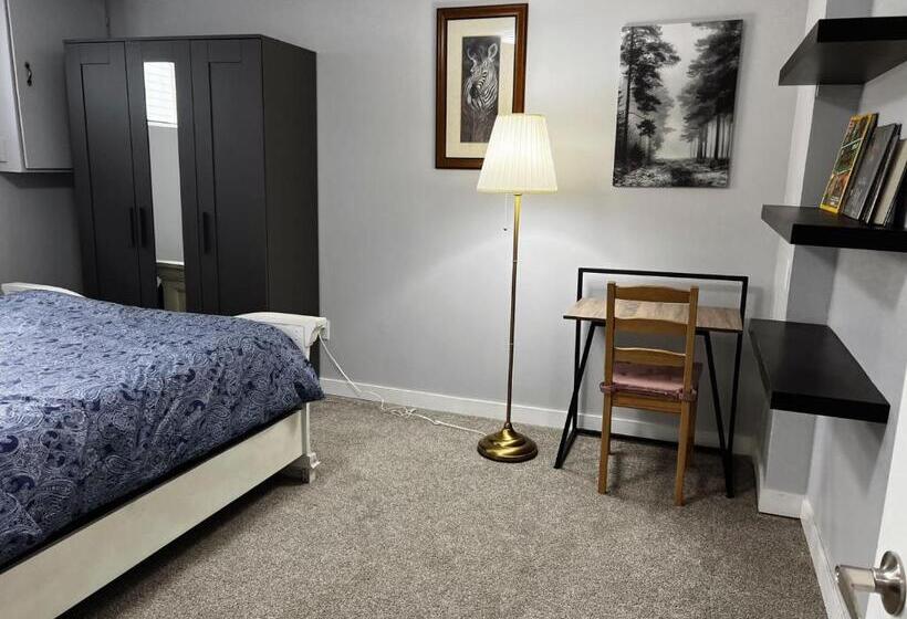 پانسیون Newly Renovated Elephant Suite, Two Bedrooms, Independent Bathroom Veryquiet