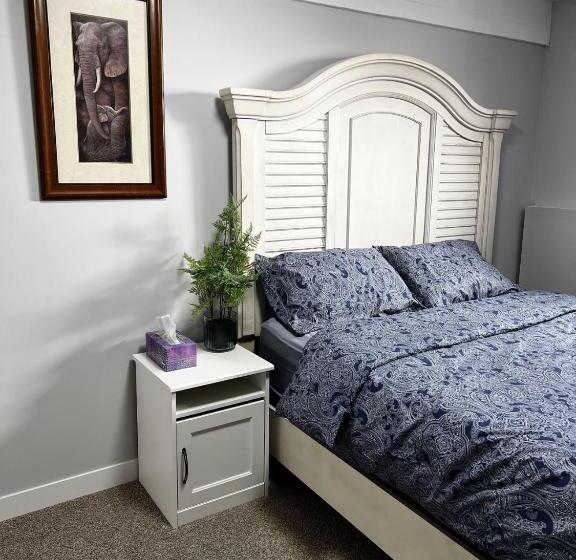 پانسیون Newly Renovated Elephant Suite, Two Bedrooms, Independent Bathroom Veryquiet