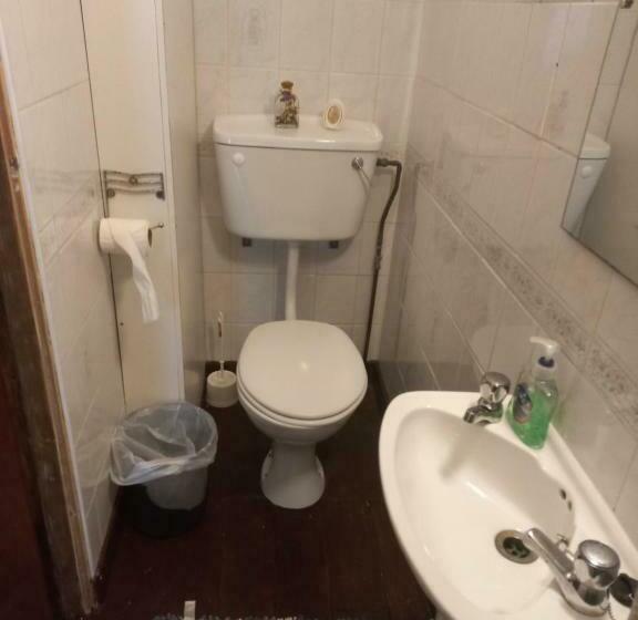 Pensão On The River Moy