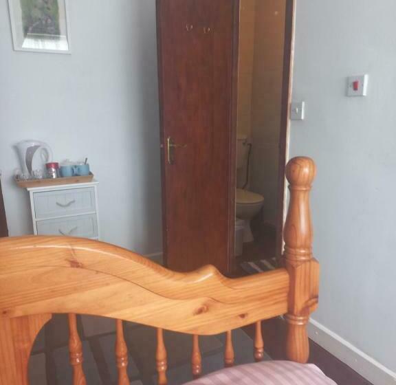 Pensão On The River Moy