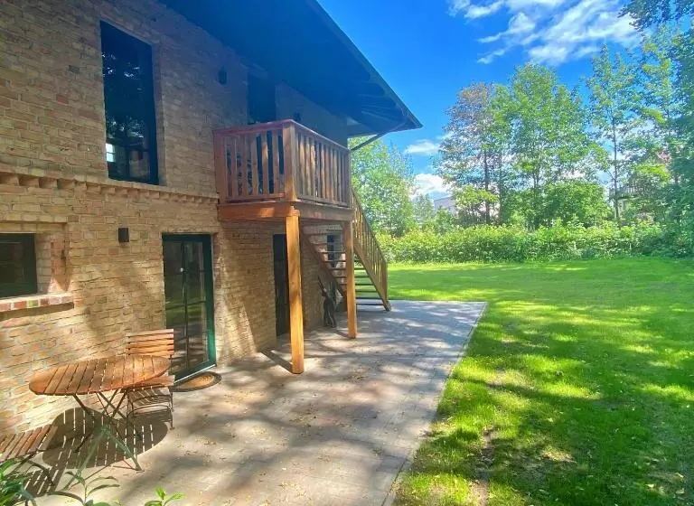 Pension Und Appartements Alter Fehrbelliner Bahnhof