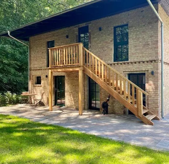 Pension Und Appartements Alter Fehrbelliner Bahnhof