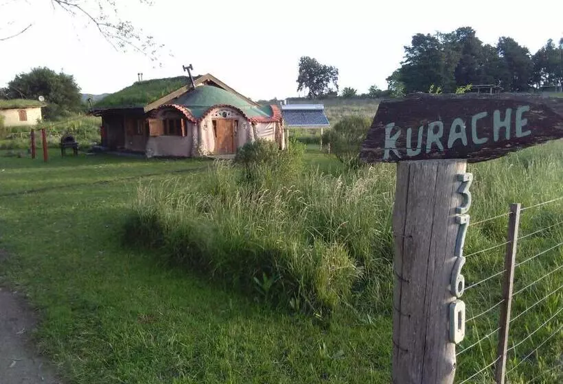 ユースホステル Alojamiento Ecológico Kurache
