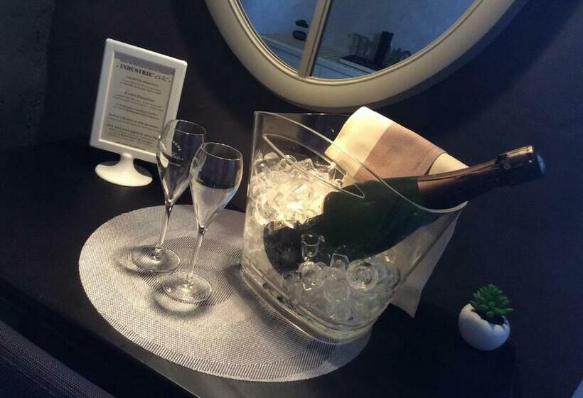 ベッドアンドブレックファースト Le Moulin Du Porteil