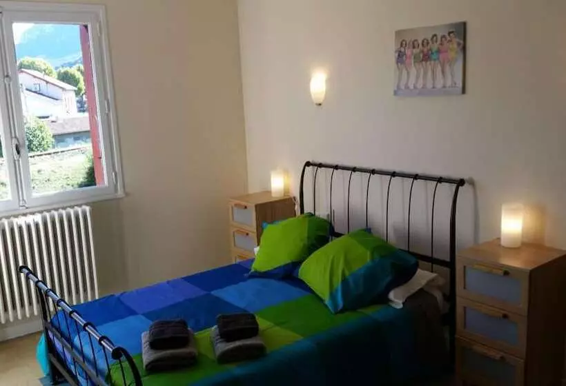 ベッドアンドブレックファースト Quillan La Vue   Chambres D Hôtes