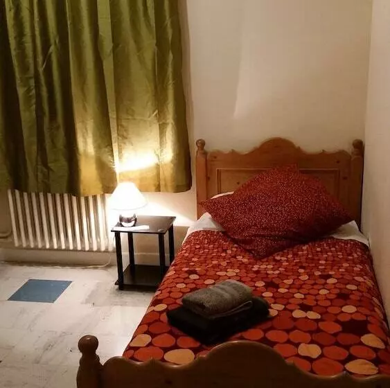 ベッドアンドブレックファースト Quillan La Vue   Chambres D Hôtes