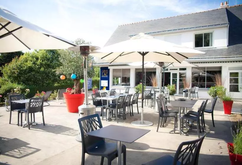 Hotelli Hôtel Restaurant Logis Coté Lac