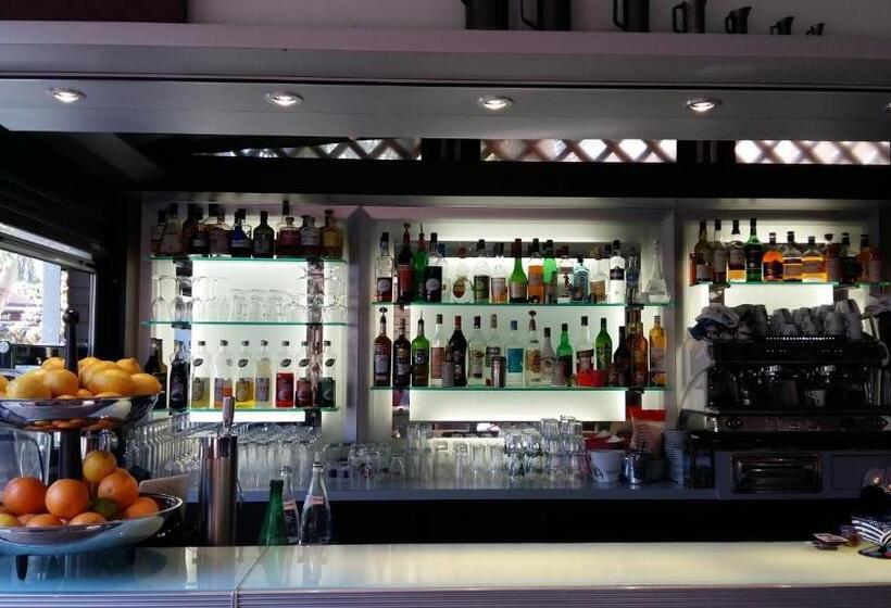 ホテル L Arche De Porquerolles