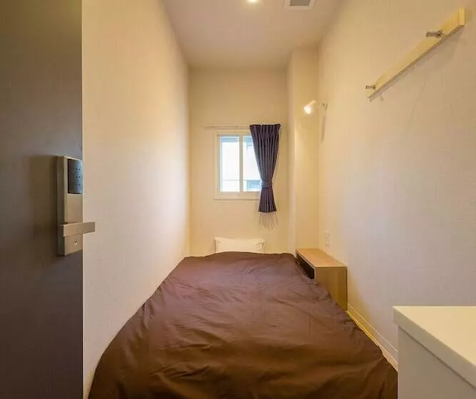 Plus Hostel Sapporo