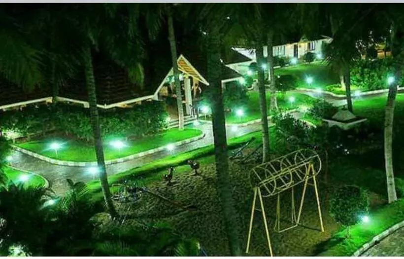 ホテル Nijaguna Residency