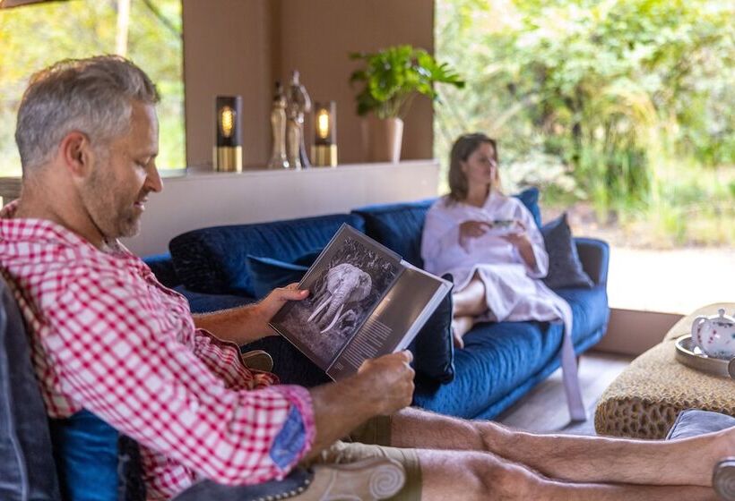 Hotel Oase By 7 Star Lodges   Greater Kruger Private 530ha Reserve