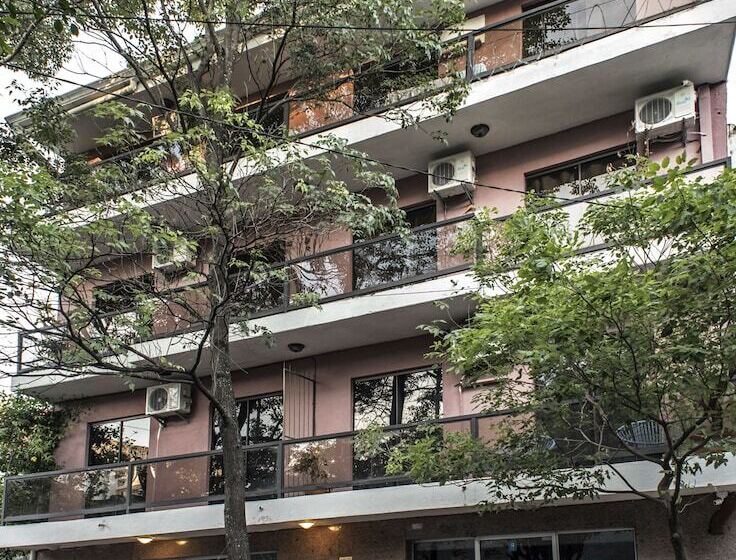 هتل Tacuari Suites