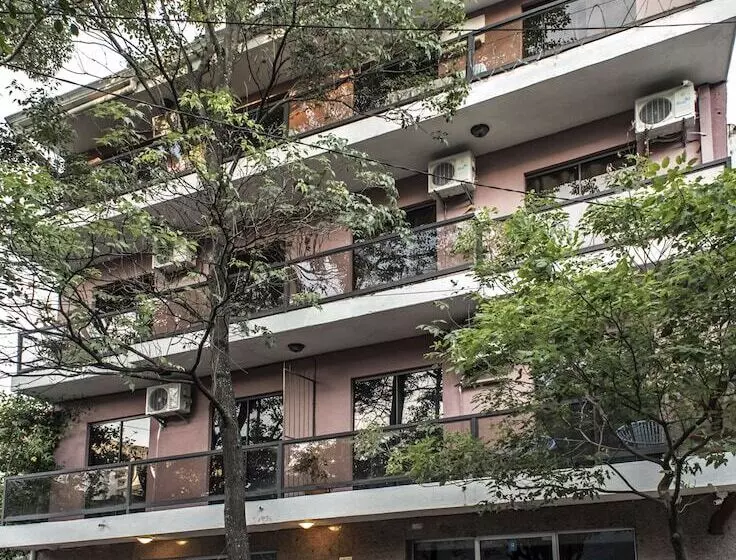 هتل Tacuari Suites