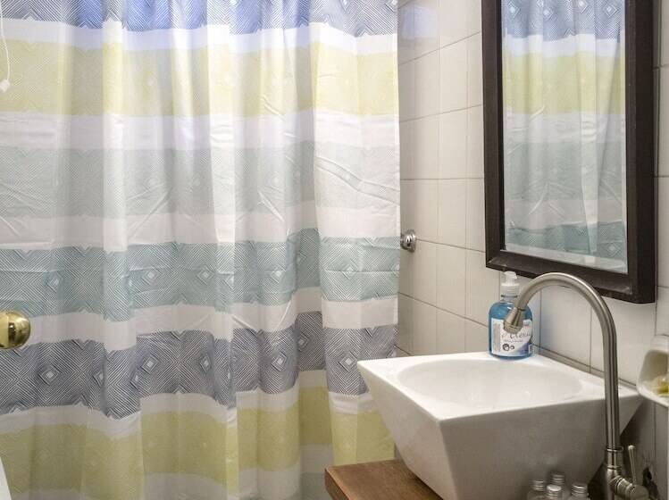 هتل Tacuari Suites