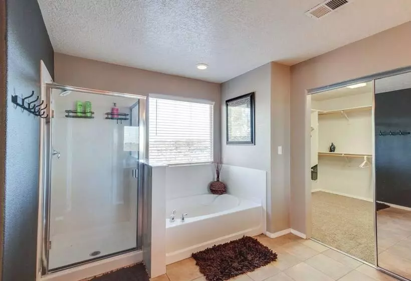 Chic New Mexico Retreat W/ Patio, Grill & Fire Pit