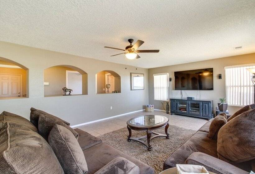 Chic New Mexico Retreat W/ Patio, Grill & Fire Pit