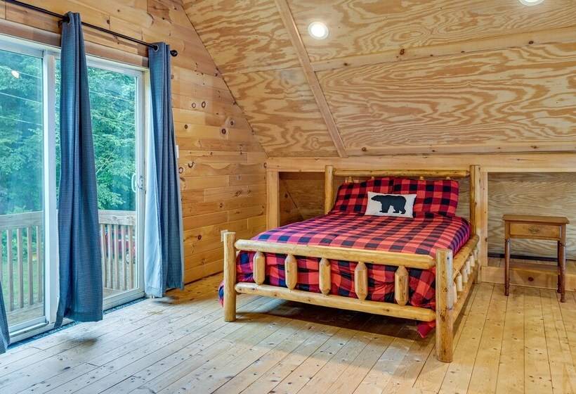 Cozy South Bay Cabin W/ Lake & Mountain Views