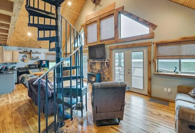 Cozy South Bay Cabin W/ Lake & Mountain Views