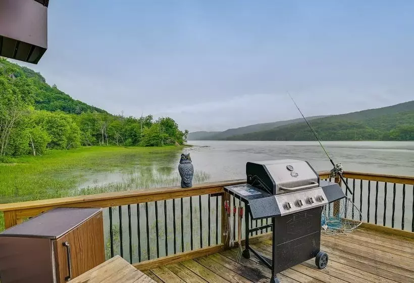 Cozy South Bay Cabin W/ Lake & Mountain Views