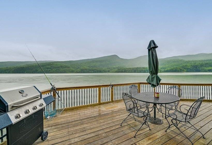 Cozy South Bay Cabin W/ Lake & Mountain Views