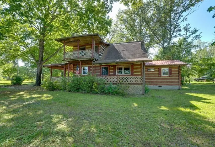 Porch & Fire Pit: Family Friendly Afton Cabin!