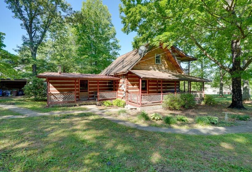 Porch & Fire Pit: Family Friendly Afton Cabin!