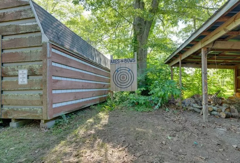 Porch & Fire Pit: Family Friendly Afton Cabin!