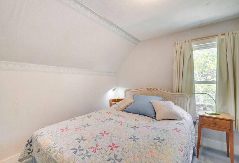 Georgetown Vacation Rental: Gas Grill & Near Beach