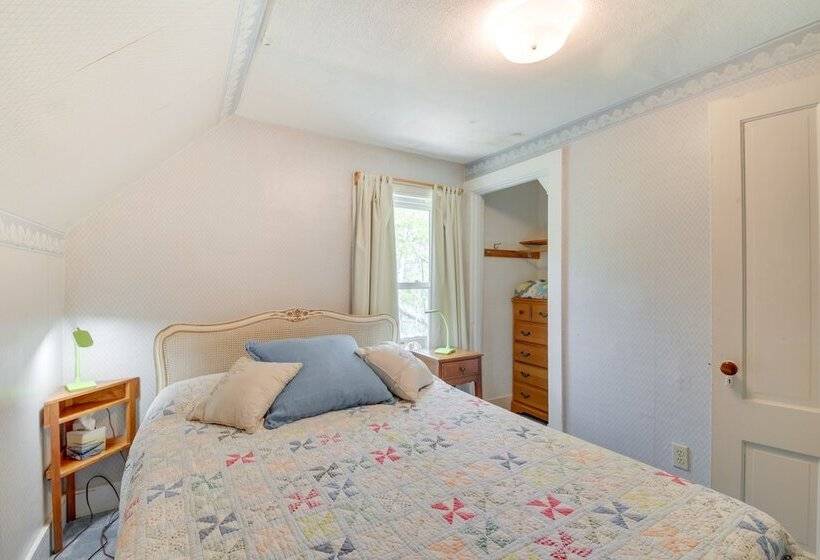 Georgetown Vacation Rental: Gas Grill & Near Beach