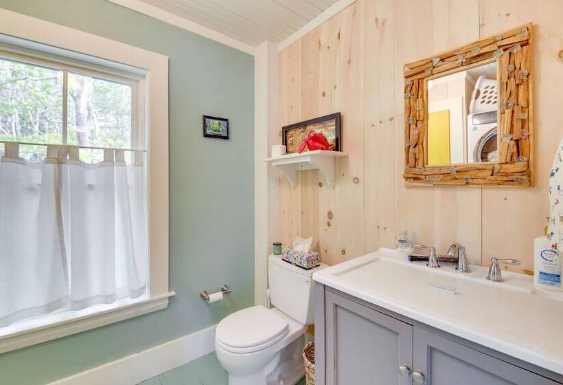 Georgetown Vacation Rental: Gas Grill & Near Beach