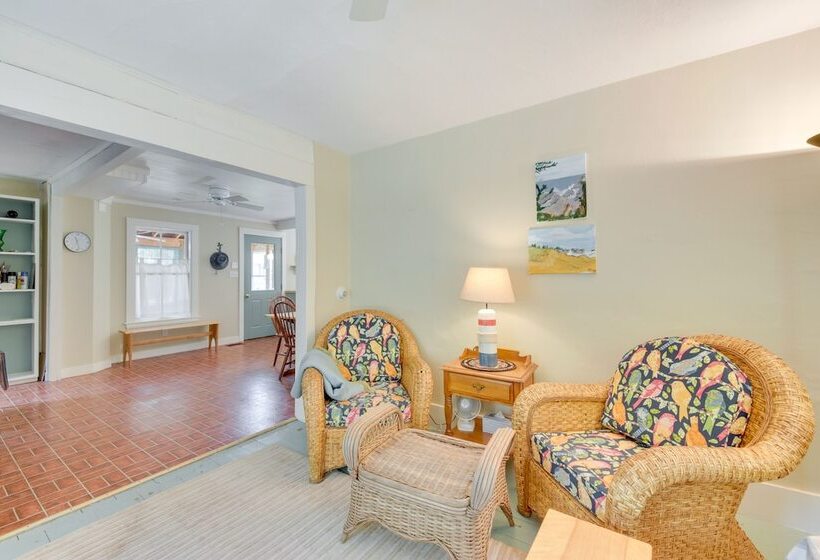 Georgetown Vacation Rental: Gas Grill & Near Beach