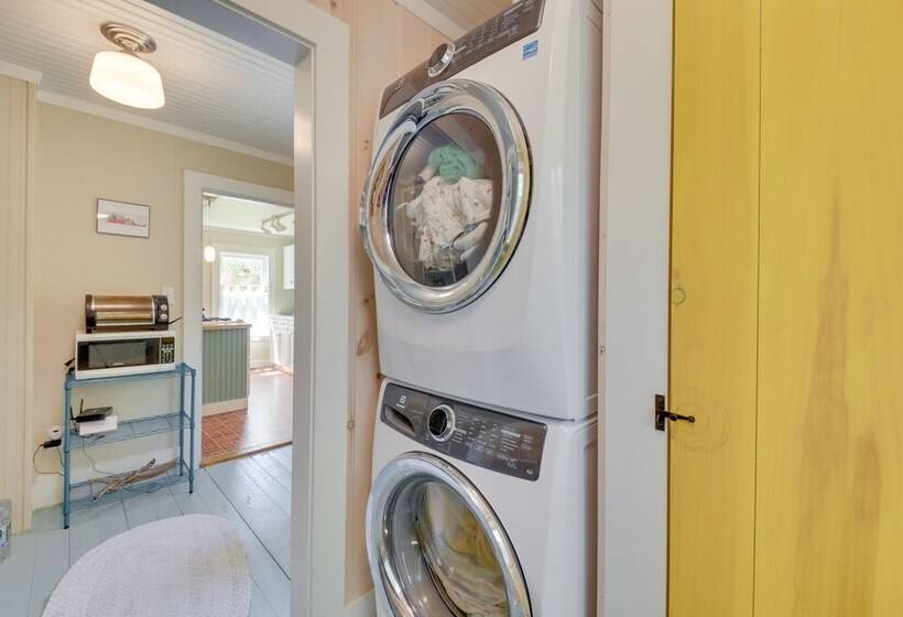 Georgetown Vacation Rental: Gas Grill & Near Beach