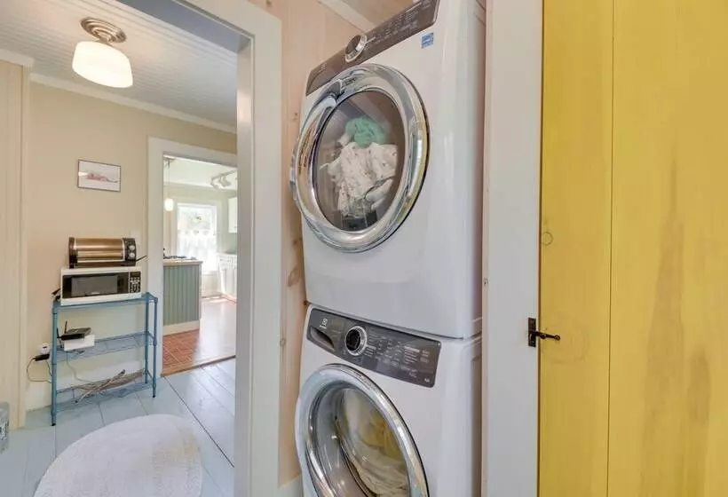 Georgetown Vacation Rental: Gas Grill & Near Beach